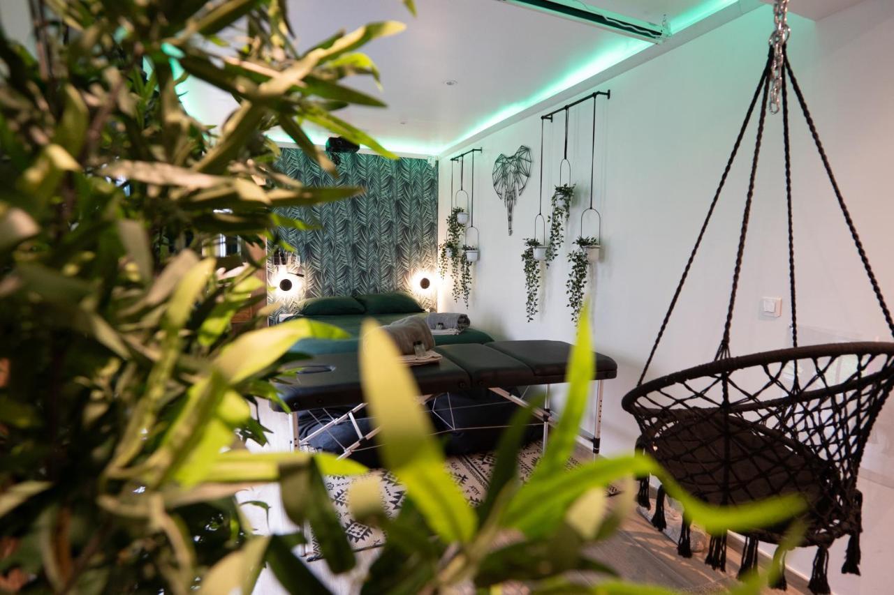 Capsule Thailande I Sauna I Balneo I Console I Jeux En Bois I Cinema I Cour Interieure Trith-Saint-Leger Экстерьер фото