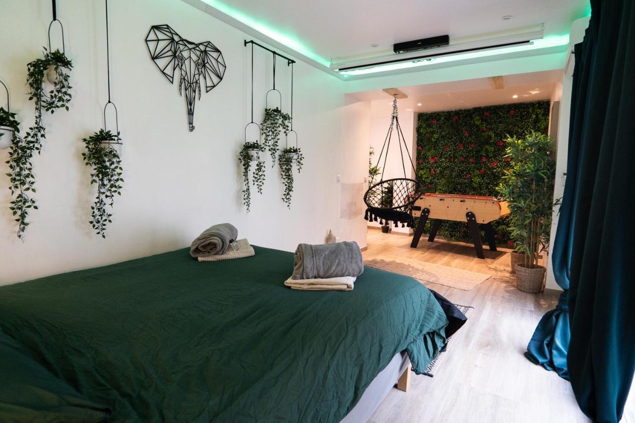 Capsule Thailande I Sauna I Balneo I Console I Jeux En Bois I Cinema I Cour Interieure Trith-Saint-Leger Экстерьер фото