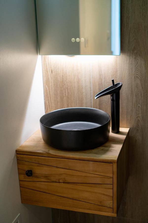 Capsule Thailande I Sauna I Balneo I Console I Jeux En Bois I Cinema I Cour Interieure Trith-Saint-Leger Экстерьер фото