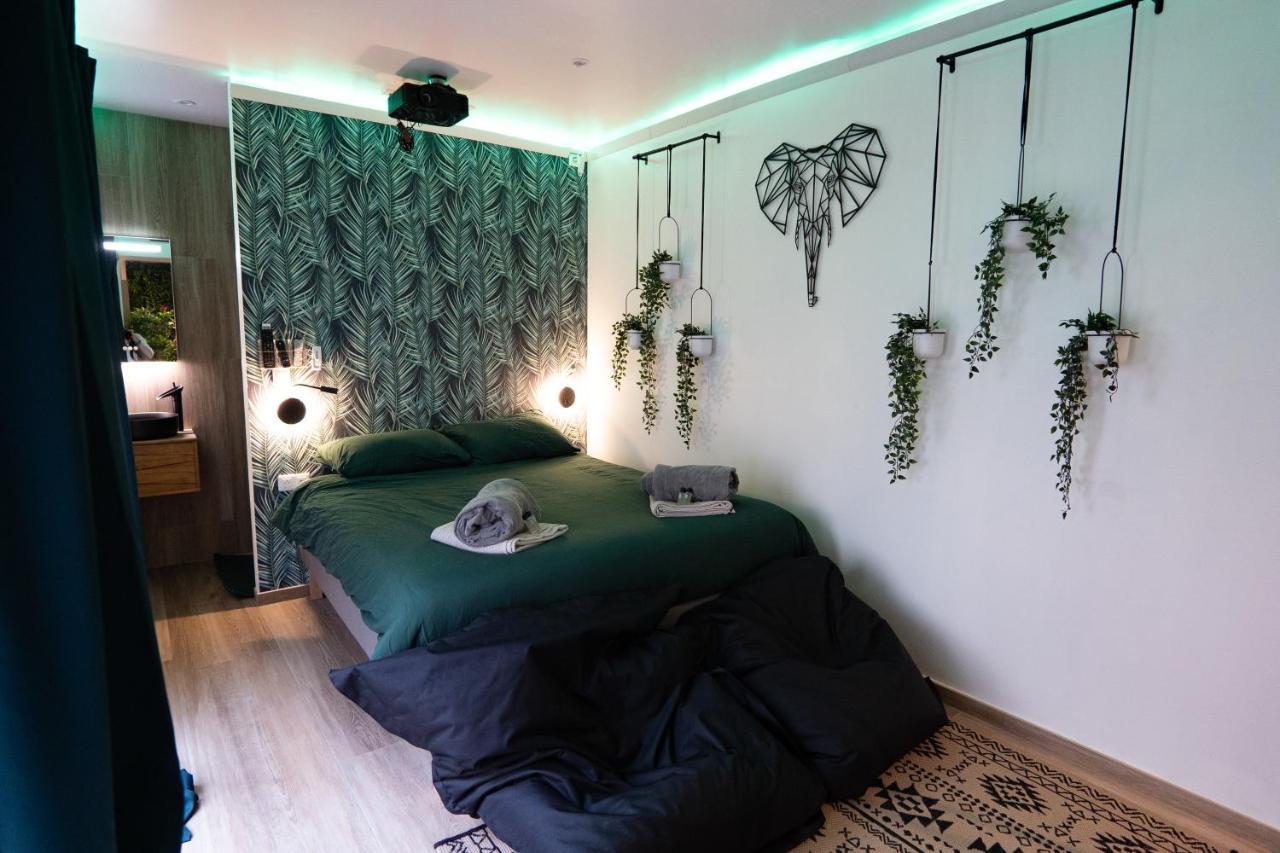 Capsule Thailande I Sauna I Balneo I Console I Jeux En Bois I Cinema I Cour Interieure Trith-Saint-Leger Экстерьер фото